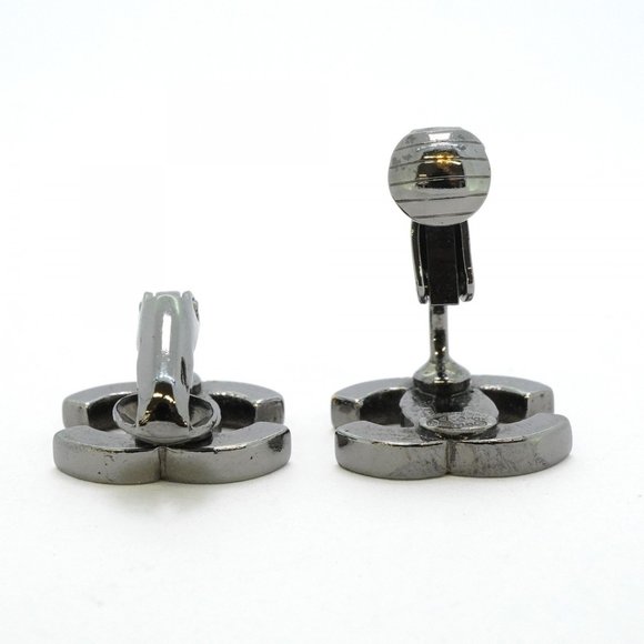 CHANEL Coco Mark Rhinestone Gunmetal Grey Earrings - Picture 4 of 6